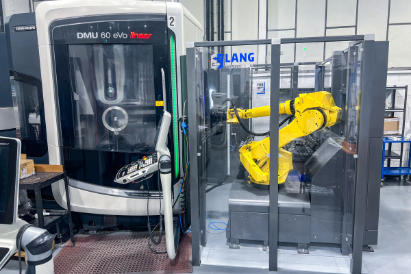 DMU 60 evo linear mit RoboTrex